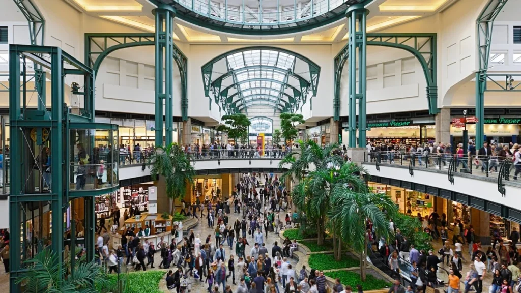 10 Biggest Shopping Centres in Europe Centro Oberhausen (Germany)