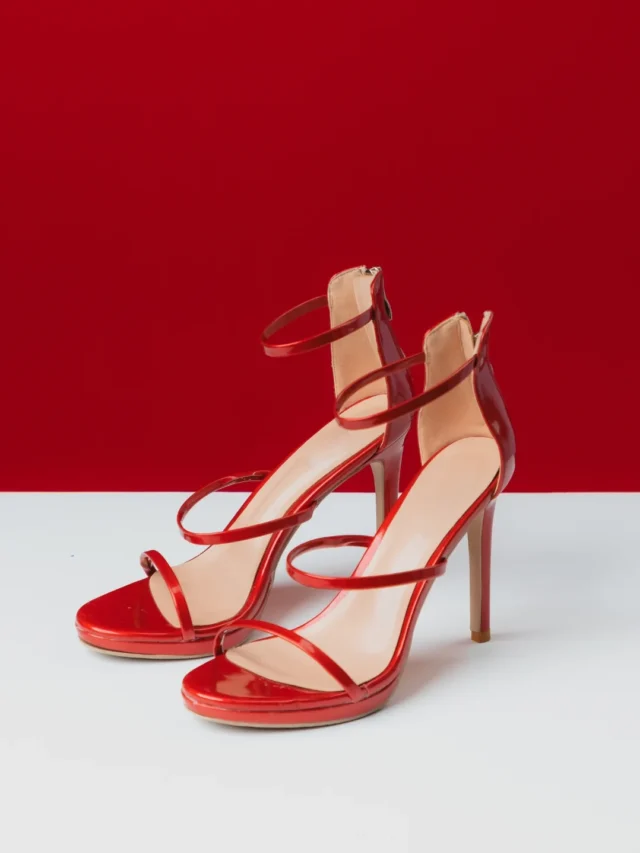 Top 5 Latest Footwear Trends for Women in 2025