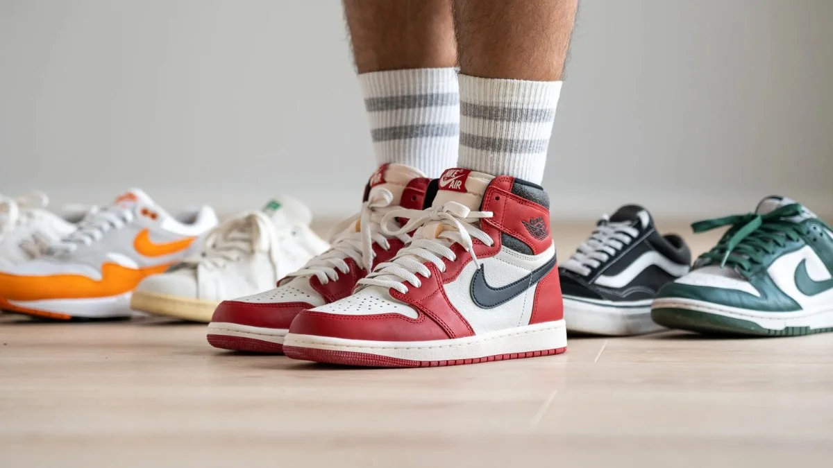 Sneaker shoes